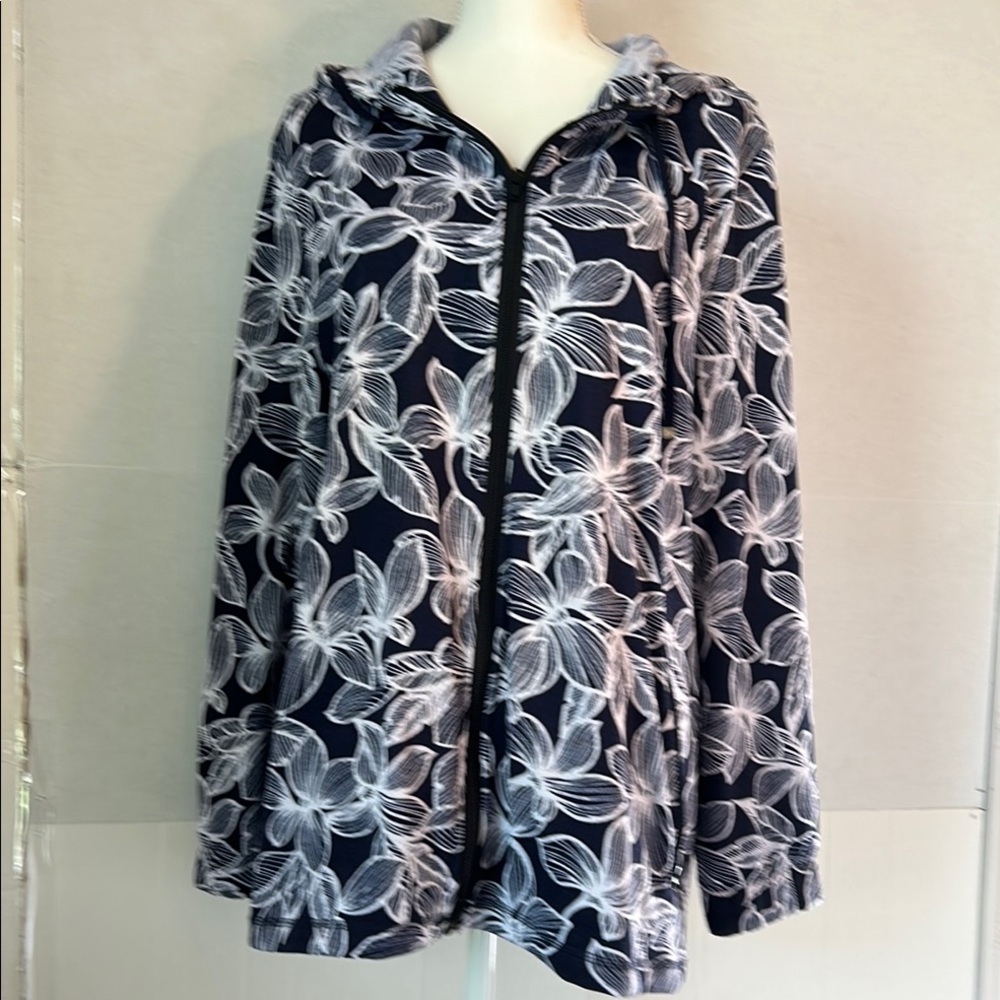 T by Talbots Womens Navy & White Floral Full Zip Hoodie. Size XL